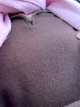 Only April online show from October 18, 2025, 11:11 am