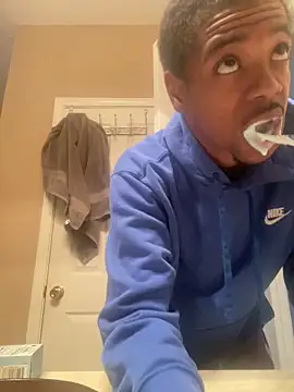 huhgtr online show from December 16, 2025, 4:34 pm