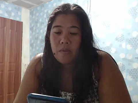 amazing jane2918 online show from May 18, 2026, 2:12 pm
