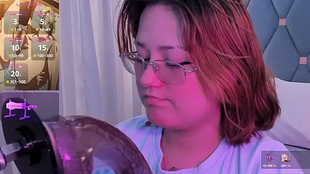 Snapshot of isa_grey_ chatting on September 24, 2025, 8:23 pm isa grey online show from September 24, 2025, 8:23 pm