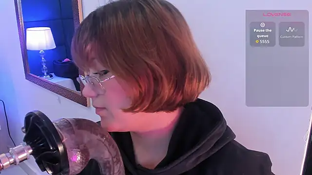 Snapshot of isa_grey_ chatting on October 2, 2025, 3:57 am isa grey online show from October 2, 2025, 3:57 am