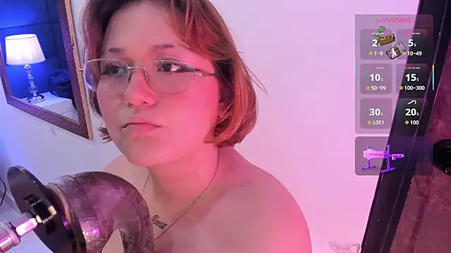 Snapshot of isa_grey_ chatting on October 3, 2025, 3:25 am isa grey online show from October 3, 2025, 3:25 am