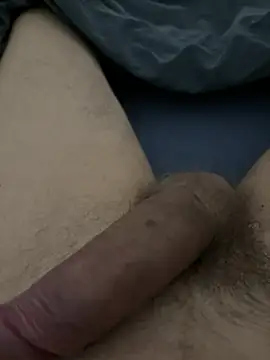 Snapshot of lath13 chatting on February 11, 2026, 6:13 pm lath13 online show from February 11, 2026, 6:13 pm