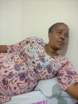 Ebonyboobsmilk online show from October 6, 2025, 5:32 pm