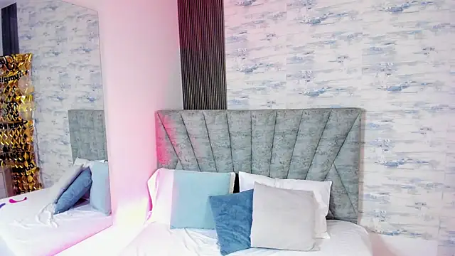 ShanelEvans online show from March 12, 2026, 6:58 pm