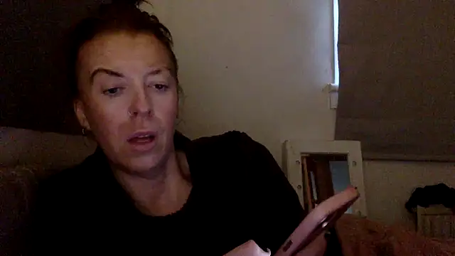 Bellababexox online show from May 10, 2026, 5:34 am