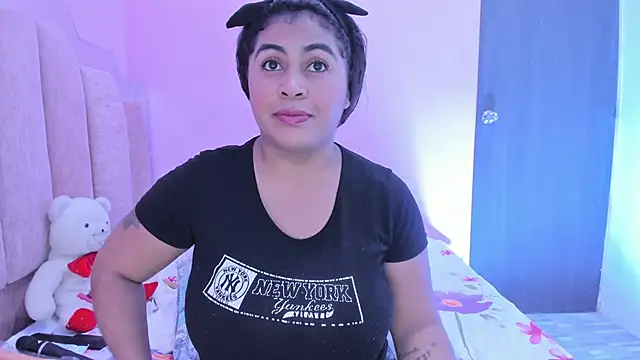 Snapshot of AndreaSweet2 chatting on September 10, 2025, 7:47 pm AndreaSweet2 online show from September 10, 2025, 7:47 pm