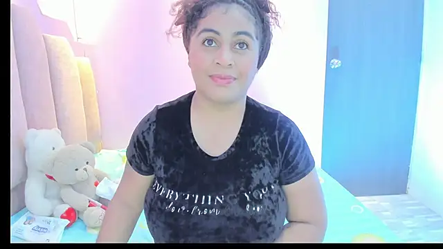 Snapshot of AndreaSweet2 chatting on September 25, 2025, 7:50 pm AndreaSweet2 online show from September 25, 2025, 7:50 pm