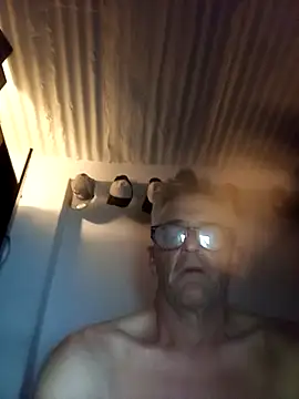 Snapshot of CPTCOCK chatting on November 18, 2025, 8:24 pm CPTCOCK online show from November 18, 2025, 8:24 pm