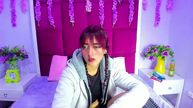 Snapshot of _Maleja_19_ chatting on October 7, 2025, 3:04 am Maleja 19 online show from October 7, 2025, 3:04 am