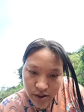 MuiNay online show from October 18, 2025, 9:10 am