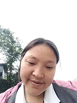 MuiNay online show from December 3, 2025, 2:08 am