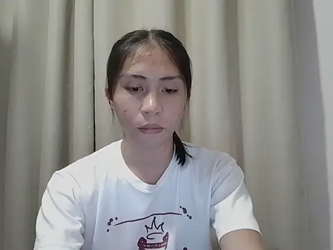 kiara smieth online show from August 3, 2026, 11:48 am