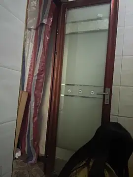 crhong666 online show from February 6, 2026, 12:37 am