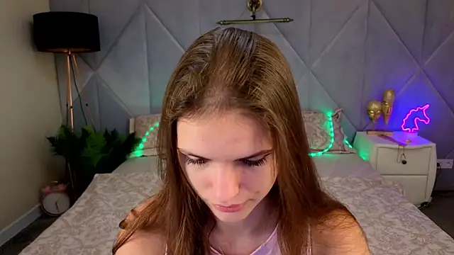 PussyOnLuck online show from October 14, 2025, 6:36 am