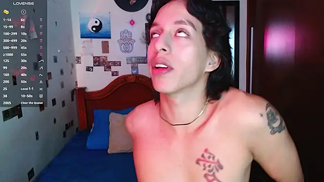 DannyPhantom555 online show from October 8, 2025, 4:59 pm