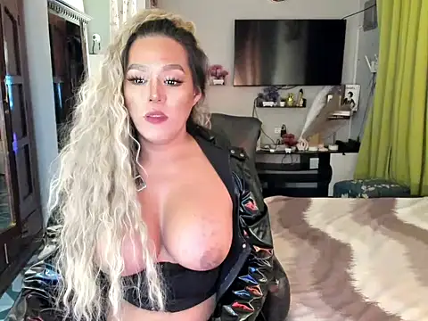 Queen Angela6 online show from October 16, 2025, 8:26 am