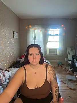 Snapshot of goddesskass chatting on September 29, 2025, 1:05 pm goddesskass online show from September 29, 2025, 1:05 pm