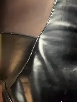 hannachris- online show from February 3, 2026, 2:53 am