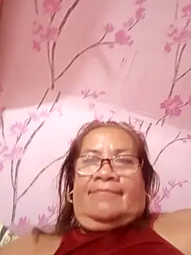 vickyhot1966 online show from October 8, 2025, 10:46 am