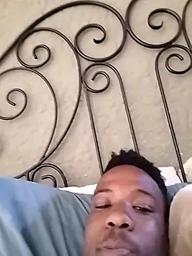 Snapshot of khwezi6969 chatting on October 15, 2025, 6:24 am khwezi6969 online show from October 15, 2025, 6:24 am