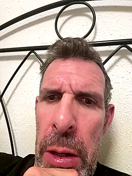 Snapshot of gigolobcn chatting on December 13, 2025, 8:25 pm gigolobcn online show from December 13, 2025, 8:25 pm