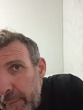 Snapshot of gigolobcn chatting on December 19, 2025, 4:25 pm gigolobcn online show from December 19, 2025, 4:25 pm