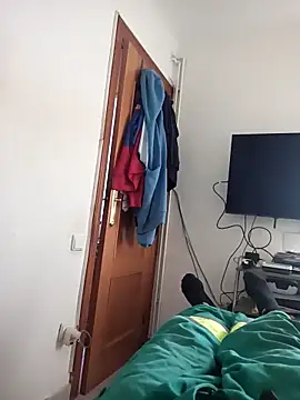 gigolobcn online show from April 8, 2026, 1:22 pm