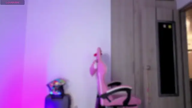 colette e online show from October 12, 2025, 6:23 am