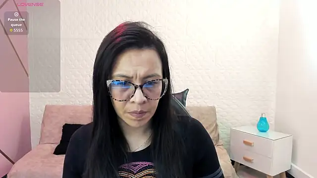 Snapshot of Eva_mermaid chatting on October 21, 2025, 2:40 pm Eva mermaid online show from October 21, 2025, 2:40 pm