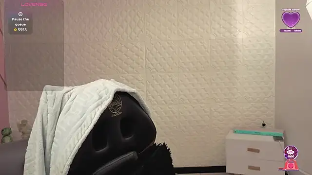 Eva mermaid online show from July 4, 2026, 2:23 pm
