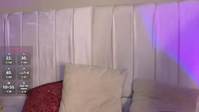 Snapshot of salma_falcon chatting on November 1, 2025, 12:29 pm salma falcon online show from November 1, 2025, 12:29 pm