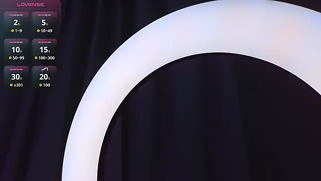 Snapshot of salma_falcon chatting on November 10, 2025, 7:35 pm salma falcon online show from November 10, 2025, 7:35 pm