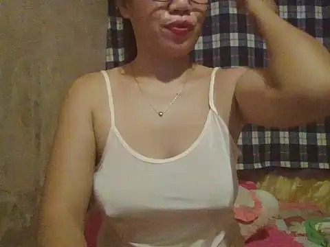 sexymorenal18 online show from April 15, 2026, 1:12 am