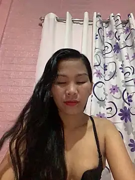 Cleo17 online show from November 30, 2025, 1:04 pm