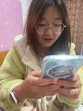 sisi-maiden online show from March 19, 2026, 10:41 am