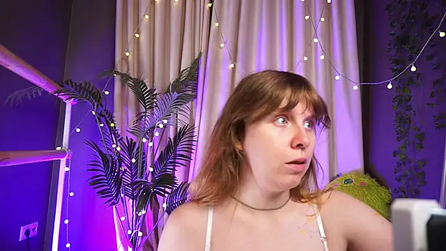 Snapshot of Sense_Of_Rosemary chatting on September 9, 2025, 5:51 am Sense Of Rosemary online show from September 9, 2025, 5:51 am