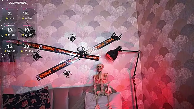 Snapshot of Sense_Of_Rosemary chatting on November 1, 2025, 6:15 am Sense Of Rosemary online show from November 1, 2025, 6:15 am