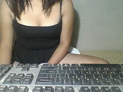 Skinny PinayGirljust18 online show from April 18, 2026, 8:20 pm