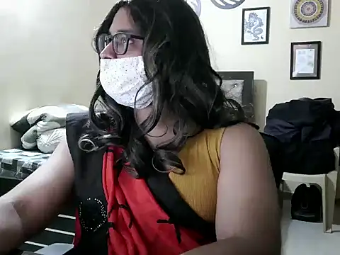 Snapshot of miniSissySlut1 chatting on December 2, 2025, 9:36 am miniSissySlut1 online show from December 2, 2025, 9:36 am