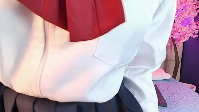 Shizuko  online show from April 5, 2026, 2:14 pm