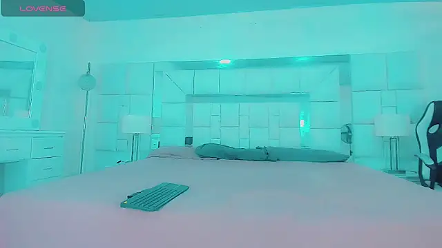 Britany montiel online show from January 10, 2026, 7:15 pm