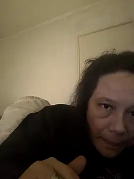 zeousseelphie online show from September 25, 2025, 5:27 pm