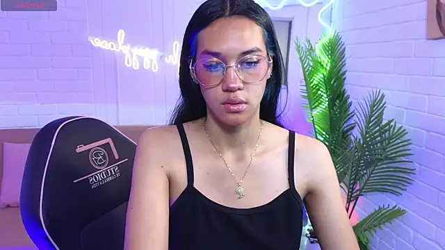 artemiss tay online show from October 3, 2025, 7:11 pm