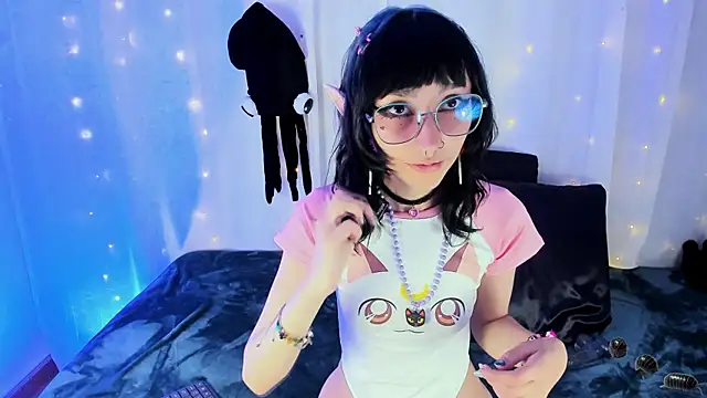 HoshiMiuu online show from September 20, 2025, 7:37 pm