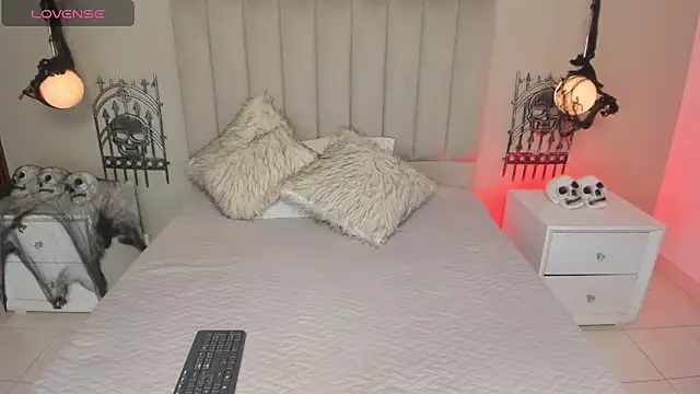 Snapshot of Dani_rosse_ chatting on October 18, 2025, 1:12 pm Dani rosse online show from October 18, 2025, 1:12 pm