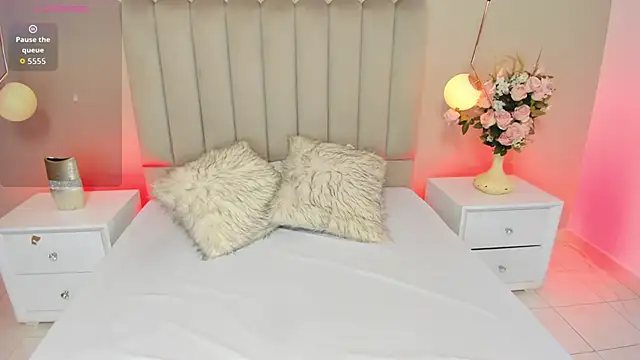 Snapshot of Dani_rosse_ chatting on November 8, 2025, 12:49 pm Dani rosse online show from November 8, 2025, 12:49 pm