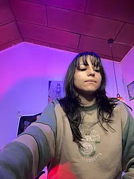 Eymmy 24 online show from October 21, 2025, 3:07 am