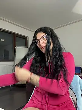 MiaKiittyy online show from January 9, 2026, 5:26 pm