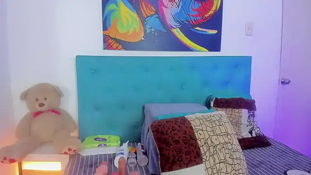 Snapshot of neferet_opal chatting on October 4, 2025, 2:09 am neferet opal online show from October 4, 2025, 2:09 am